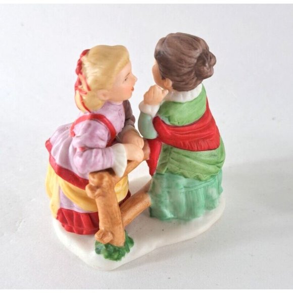 VTG Lefton Christmas Village People Ladies Feeding Bird Sri Lanka 06738 01346 - Picture 3 of 7